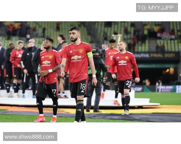 曼联与曼城激战四月二十五日精彩集锦回顾与赛后分析 曼联与曼城激战四月二十五日精彩集锦回顾与赛后分析